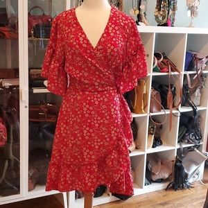 Max studio red floral wrap dress